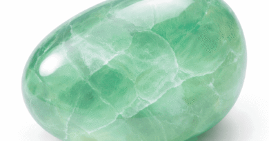 Açık Yeşil Florit Nedir? Özellikleri, Anlamı ve Enerjisi