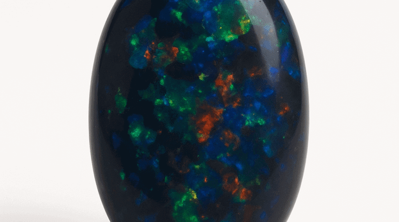 Lightning Ridge Siyah Opali: Nadir ve Değerli Opal Taşı