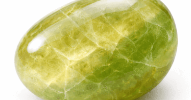 Sarımsı Yeşil Florit Nedir? Özellikleri, Anlamı ve Enerjisi