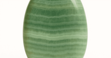 Yeşim Oniks: Yeşilin Sakinliği ve Koruyucu Enerjisiyle Öne Çıkar