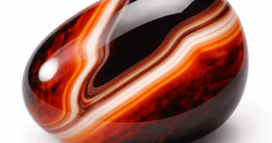 Yüksek Kontrast Sardoniks: Özellikleri, Enerjisi ve Doğal Taş Anlamı