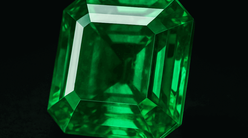 Zümrüt Taşı Özellikleri ve Anlamı: Doğanın Yeşil Hazinesi